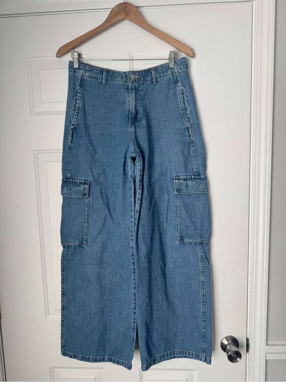 Levi's Premium BAGGY CARGO WOMEN'S JEANS - Picture 4 of 7